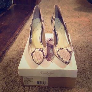 Jessica Simpson Cambredge Heels